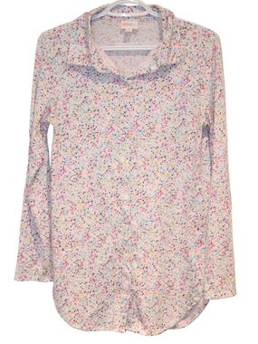 2/$30 🏷 Lularoe White Rainbow Confetti Print Valentina Shirt Size XS